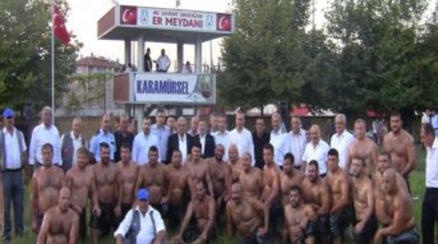 Karam&uuml;rsel 32. Altınkemer'de 2013 Başpehlivanı İsmail Balaban