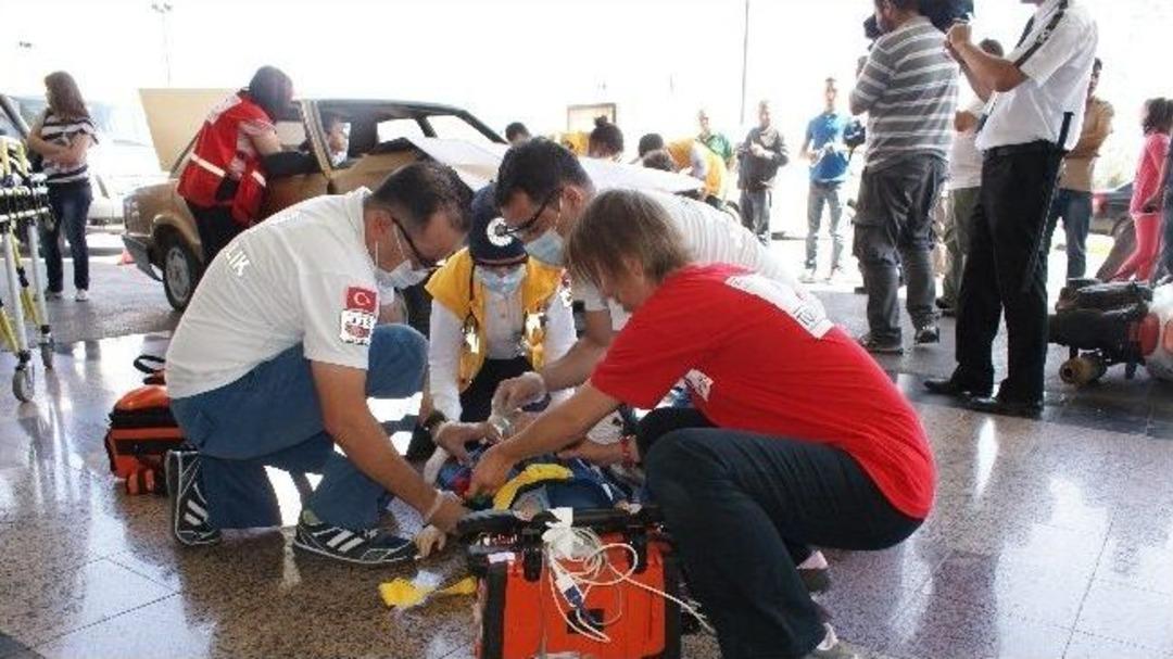 'kaza Ve İlkyardım Tatbikatı' Ger&ccedil;eğini Aratmadı
