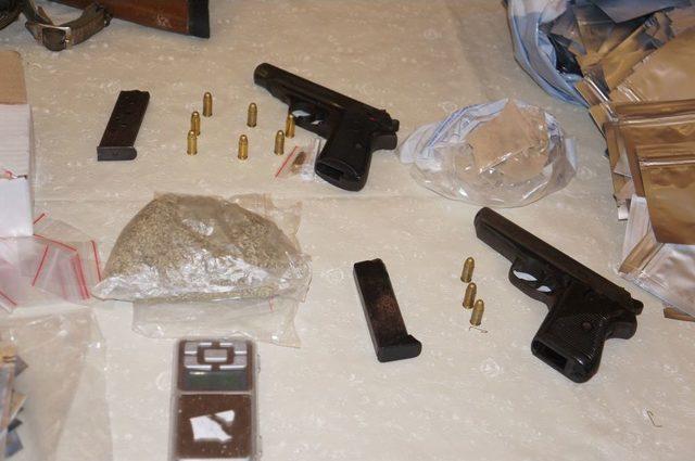 Akşam Eylemci, Gündüz Torbacı 1