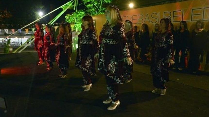 Anneler Pişmiş Toprak Sempozyumu'na Renk Kattı