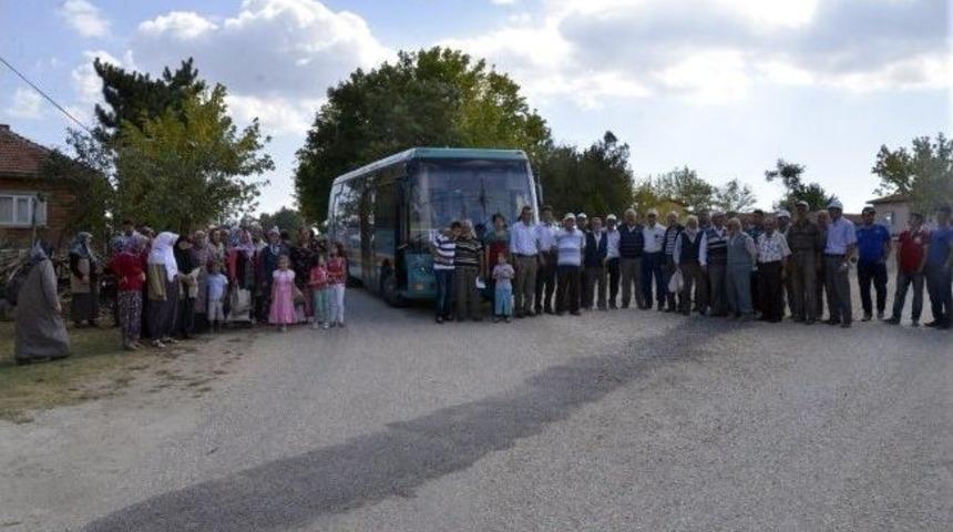 Atalantekke Ve Tekeciler K&ouml;ylerinde Otob&uuml;s Sevinci