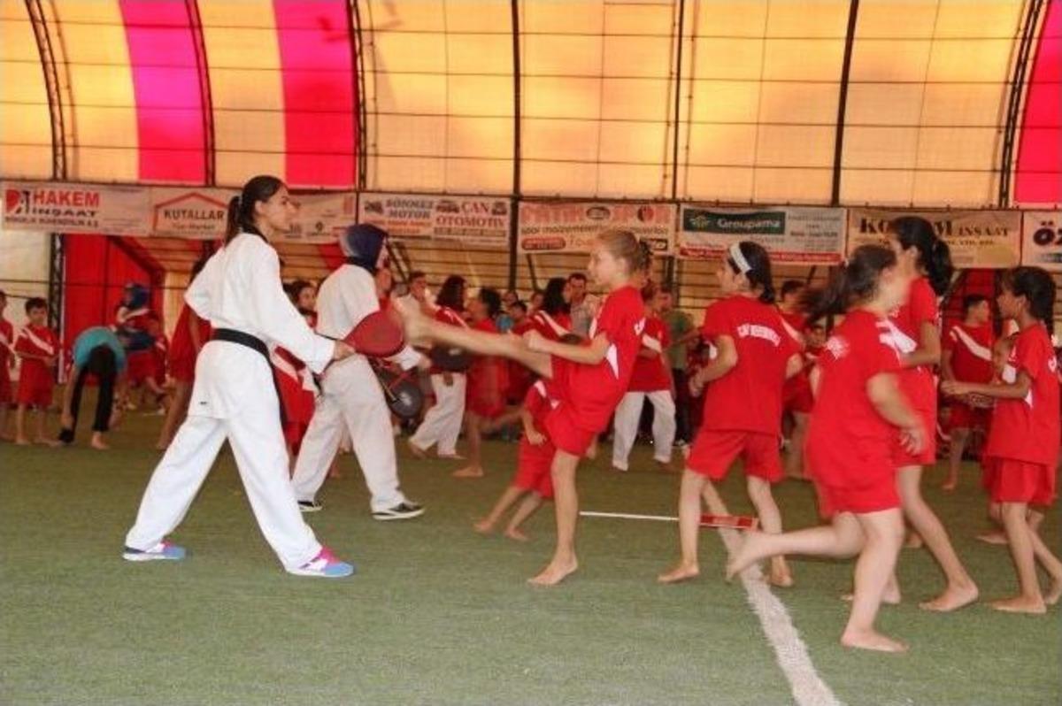 &Ccedil;an Belediyesi Yaz Spor Okulları Sona Erdi