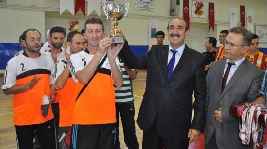 Ankara Aktif Gen&ccedil;ler Spor Kul&uuml;b&uuml; Birinci Lige Y&uuml;kseldi