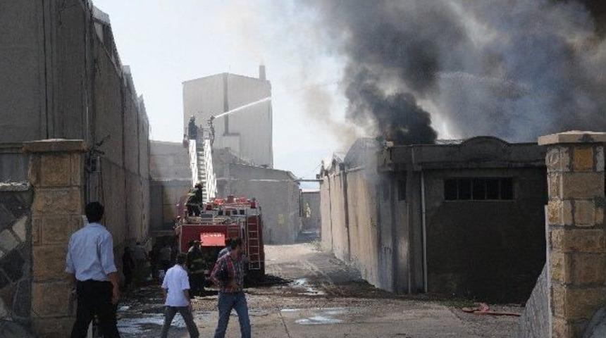 Tekstil Fabrikasındaki Yangın (3)