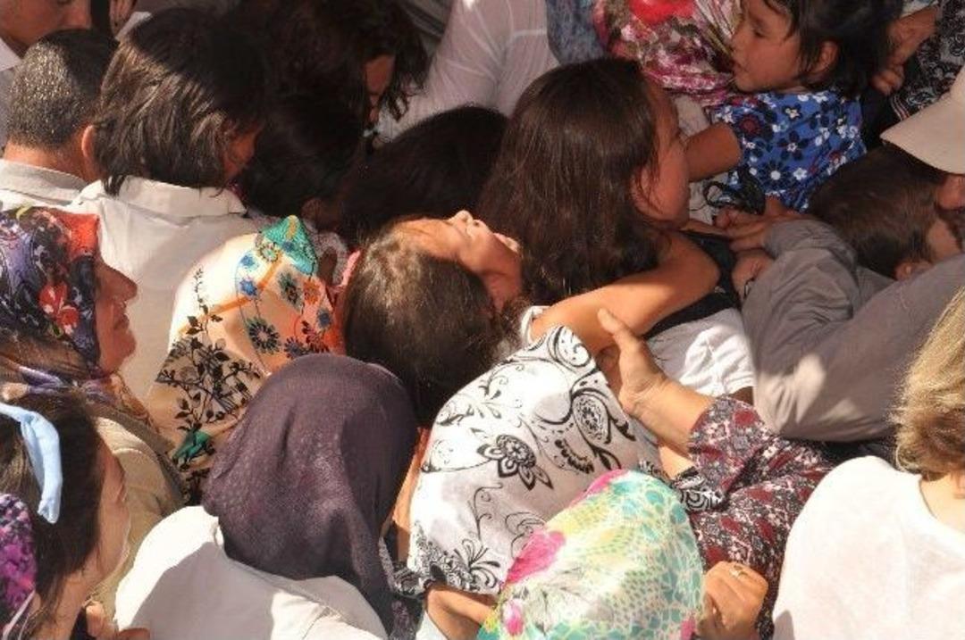 1 Liralık Kahve Makinesi İ&ccedil;in Ezilmeyi G&ouml;ze Aldılar