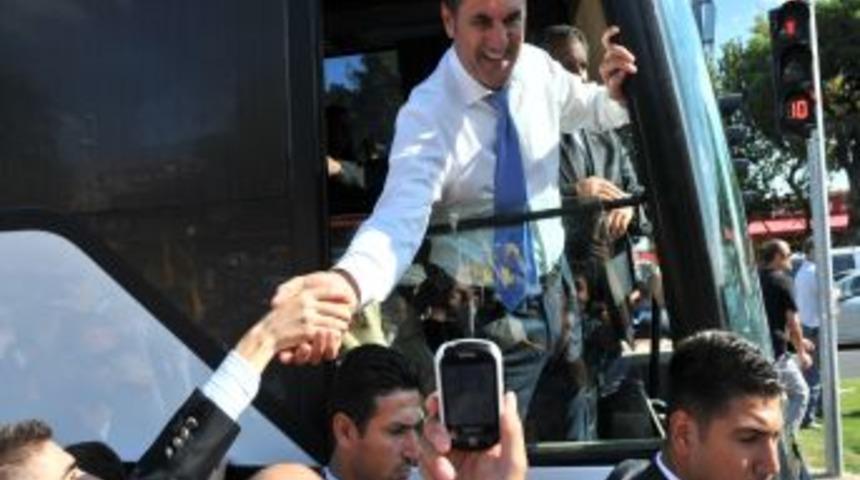 Sarıg&uuml;l, Tekirdağ'da Vatandaşları Selamladı