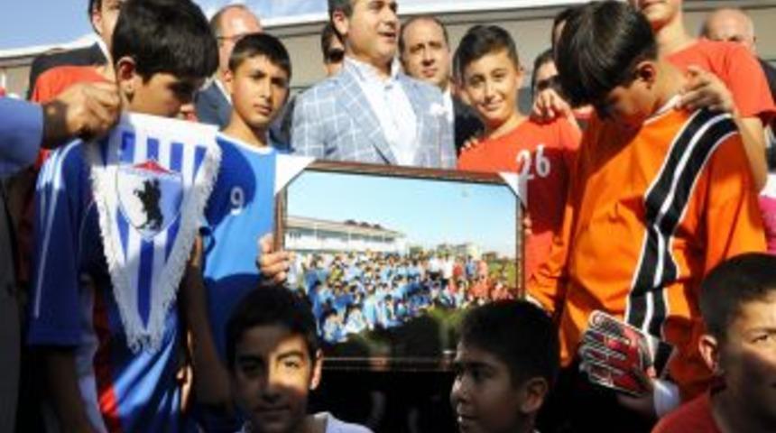 Bakan Kılı&ccedil;: Kuru G&uuml;r&uuml;lt&uuml;yle Milliyet&ccedil;ilik Ve Cumhuriyet&ccedil;ilik Olmuyor