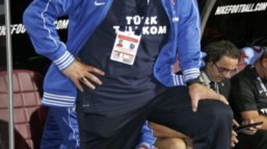 Ak&ccedil;ay: Geleceğe G&uuml;venle Bakacağımız G&uuml;zel Bir Gece Oldu