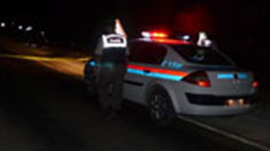 Adana'da silahlı saldırı: 2 &ouml;l&uuml;