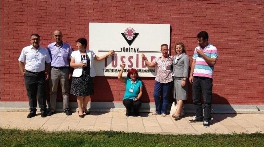 &Ccedil;ermik'ten T&uuml;bitak Seminerine 2 Okul Katıldı