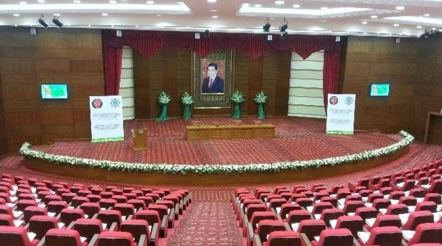 &ldquo;felsefe-bilim Geleneğinin Kadim K&ouml;kleri: T&uuml;rkmenistan Ve T&uuml;rkmen K&ouml;kenli Bilginler&rdquo; Konferansı Başlıyor