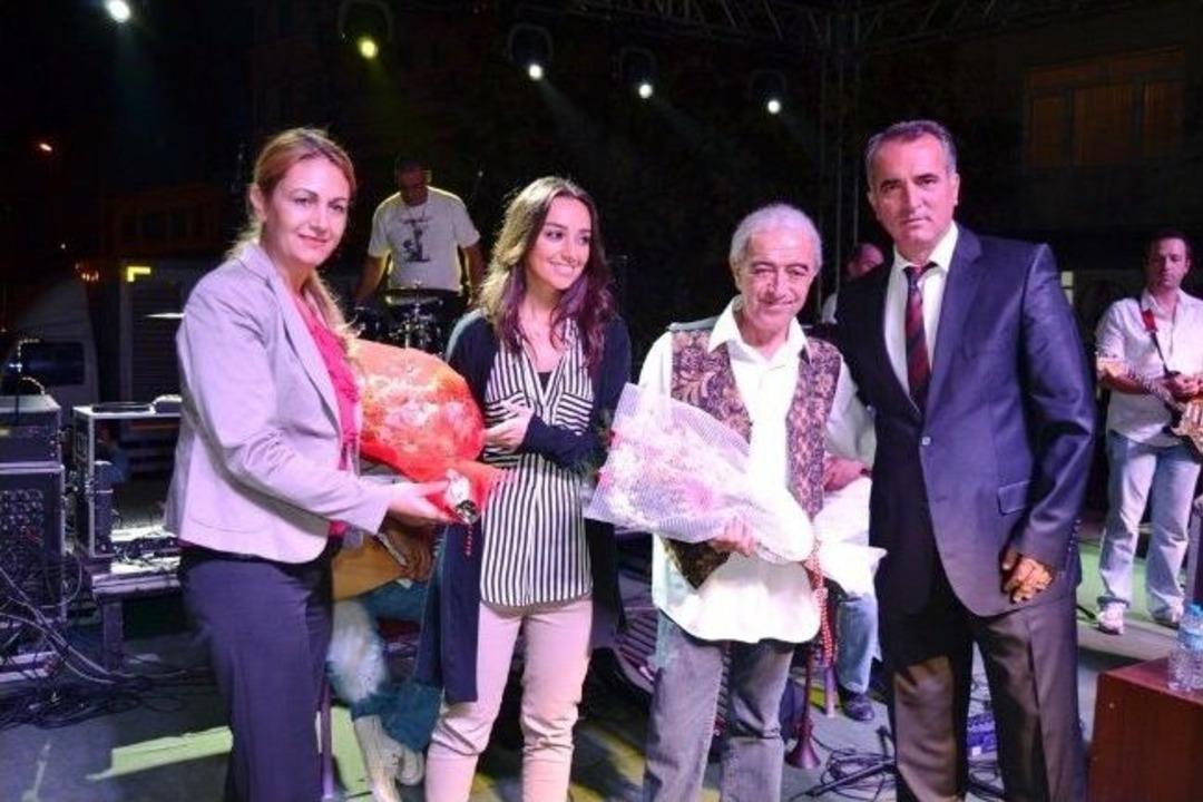 Altınova&rsquo;da 91. Kurtuluş Coşkusu