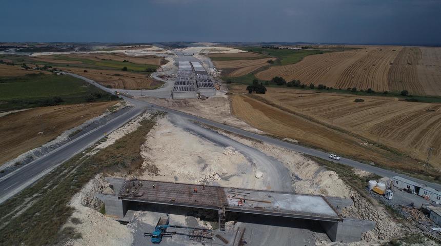  Mahmutbey'deki kilit yıl sonuna kadar çözülüyor
