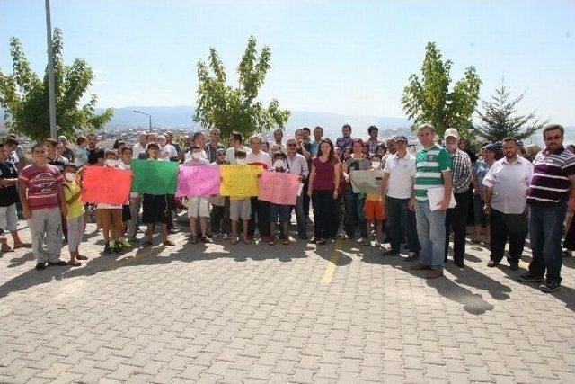 Maskeli  koku  Eylemi 1