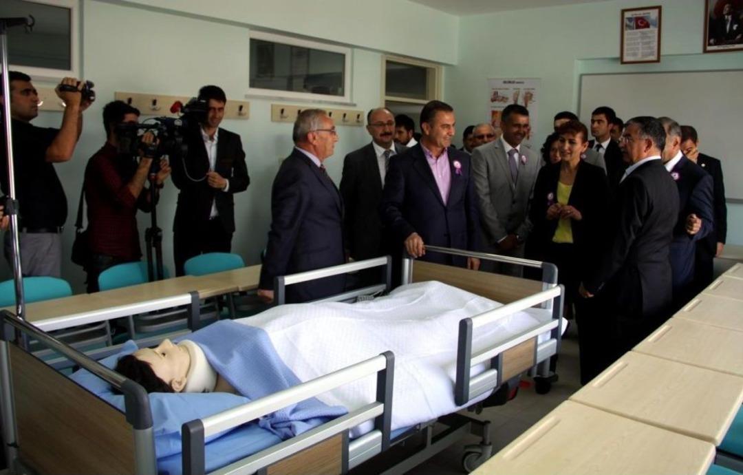 Milli Savunma Bakanı Yılmaz, Sivas'ta