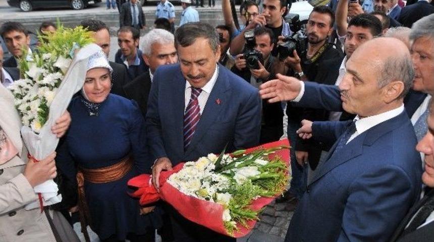 Bakanlar Bayraktar Ve Eroğlu&rsquo;nun G&uuml;m&uuml;şhane Temasları