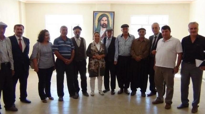 Ak Partili Milletvekili &Ccedil;alık, Cem Evi&rsquo;ni Ziyaret Etti