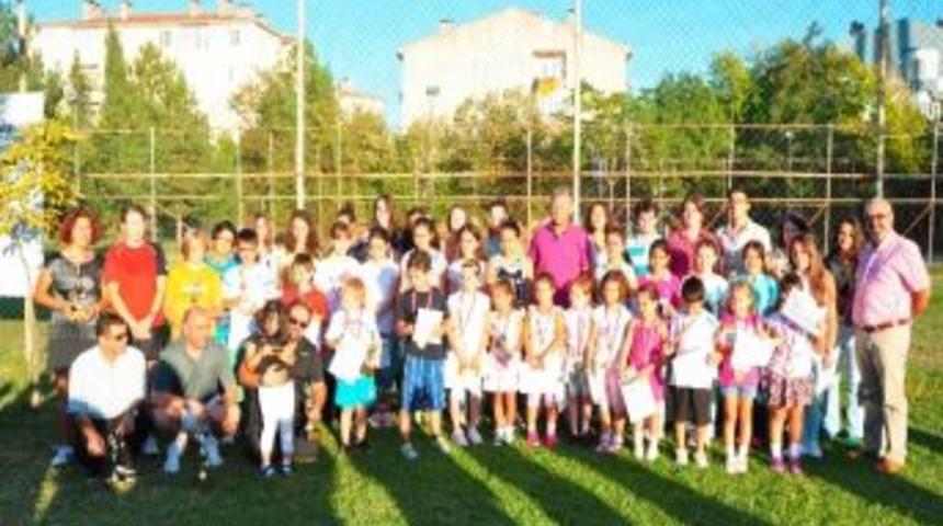 Medikent Tenis Turnuvası Son Erdi