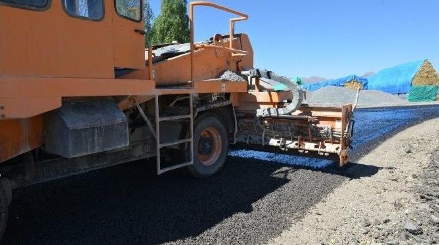 Asfaltsız K&ouml;y / Mahalle Yolu Kalmadı