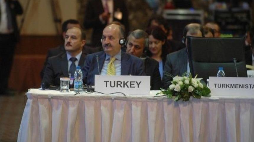 M&uuml;ezzinoğlu'dan Who'ya Suriye İ&ccedil;in Duyarlılık &Ccedil;ağrısı