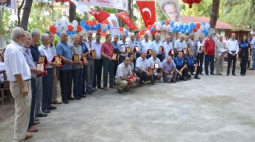D&ouml;rtyol'da Emekli Polis Ve Ordu Mensuplarına Ahde Vefa