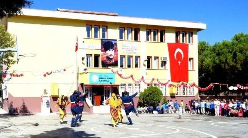 Sarıg&ouml;l&rsquo;de İlk&ouml;ğretim Haftası &Ccedil;oşkulu Kutlandı