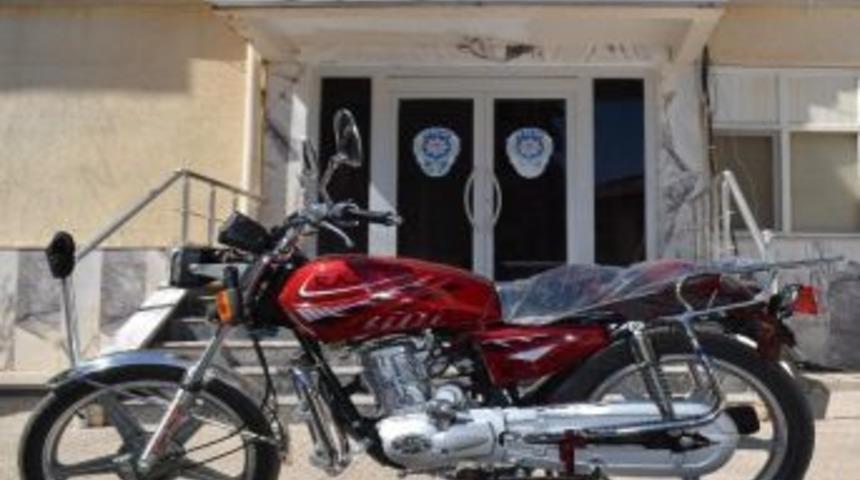 Şanlıurfa'da &Ccedil;alınan Motosiklet Viranşehir'de Bulundu