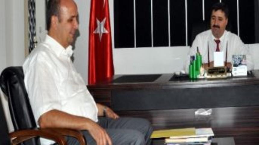 Belediye Başkan Aday Adayı Mehmet &Uuml;nl&uuml; Milli Eğitim M&uuml;d&uuml;rl&uuml;ğ&uuml; Ziyaret Etti