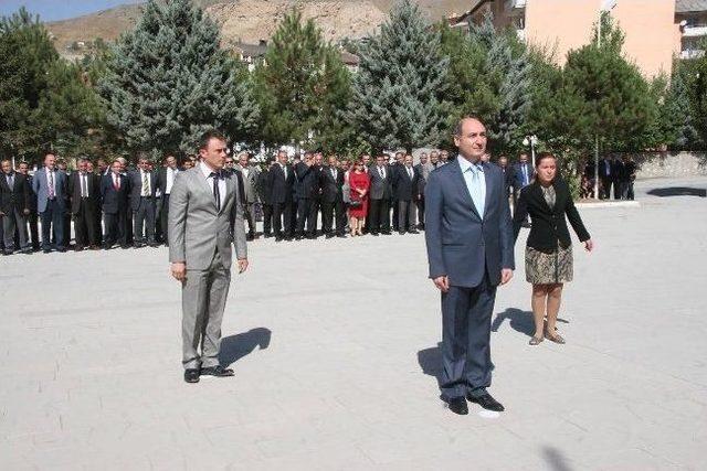 Hakkari’de İlköğretim Haftası Kutlamaları