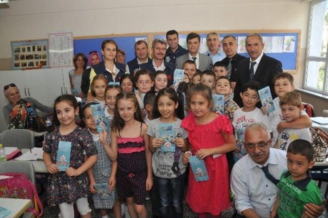 Polis Amca Facebook'tan Ekliyor&hellip;