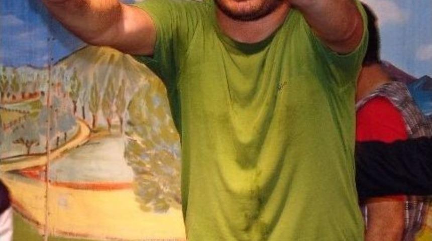 Tiyatrocu Erhan S&ouml;nmez Hayatını Kaybetti