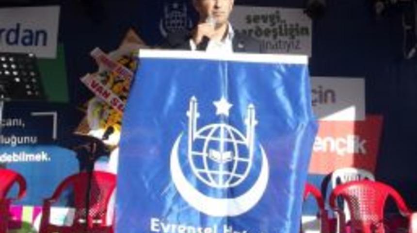 Tenzile Ana İlk&ouml;ğretim Okulu'nda Kur'an Ziyafeti Ve &Ouml;d&uuml;l Yağmuru