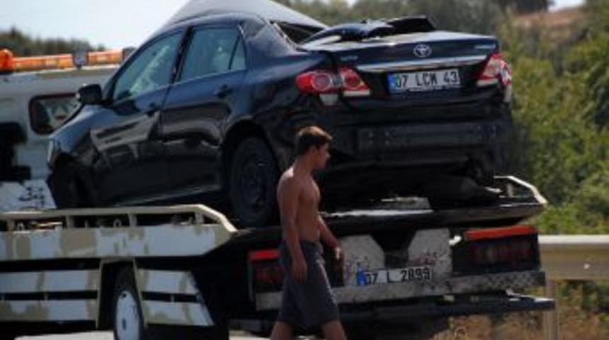 Manavgat'ta Trafik Kazası: 2 Yaralı