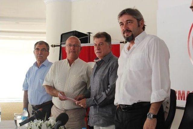 Ak Parti den İstifa Etti Demokrat Parti den Aday Oldu 3