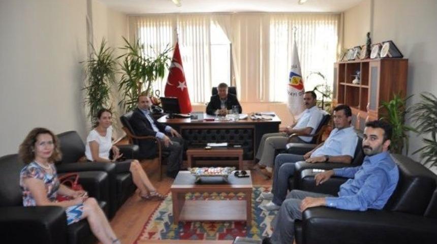 Tagid&rsquo; Den Enis S&uuml;l&uuml;n'e Ziyaret