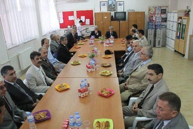 Akhisar&rsquo;da İlk&ouml;ğretim Haftası T&ouml;renle Başladı 3