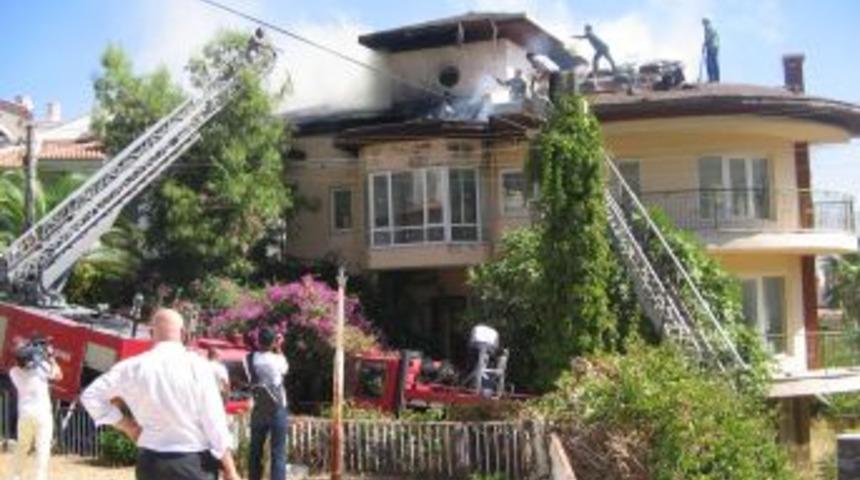 Marmaris&rsquo;te Ikiz Villalar Yandı