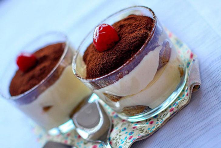 Bardakta tiramisu tarifi