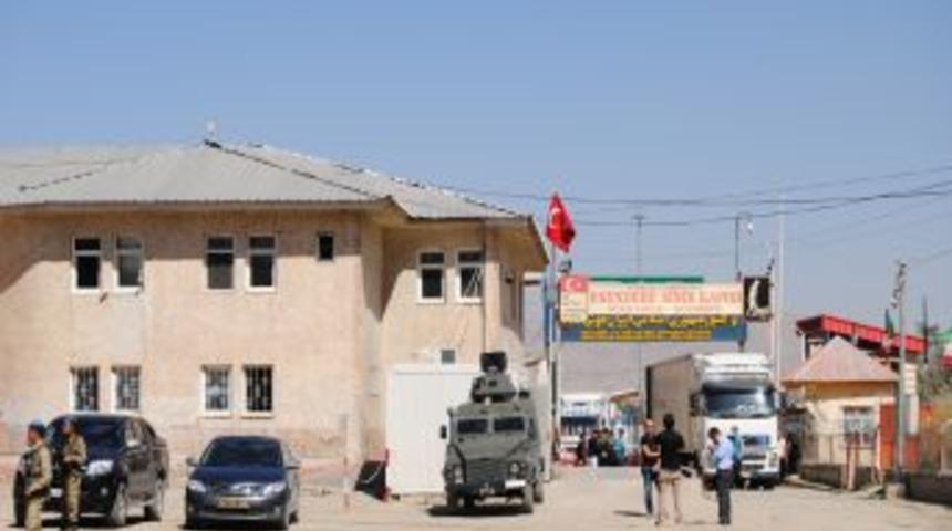 Y&uuml;ksekova'nın Ihracat Kapısı Esendere Yeni Binasına Kavuşuyor