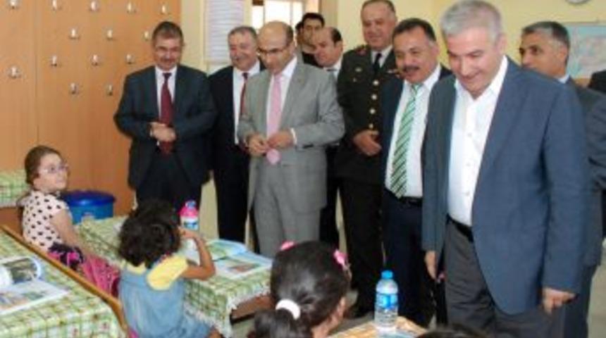 Adıyaman&rsquo;da &Ouml;ğrenciler Ders Başı Yaptı