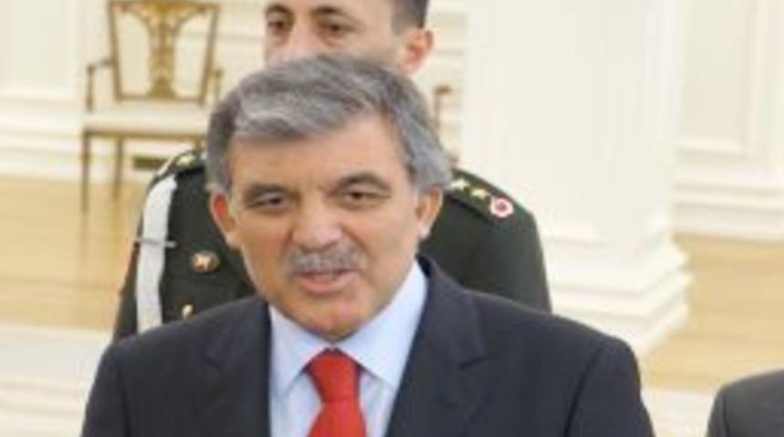 Cumhurbaşkanı G&uuml;l: Sorunun &Ccedil;&ouml;z&uuml;m&uuml; I&ccedil;in &Ccedil;ok B&uuml;y&uuml;k Bir Politik Kararlılık Şart