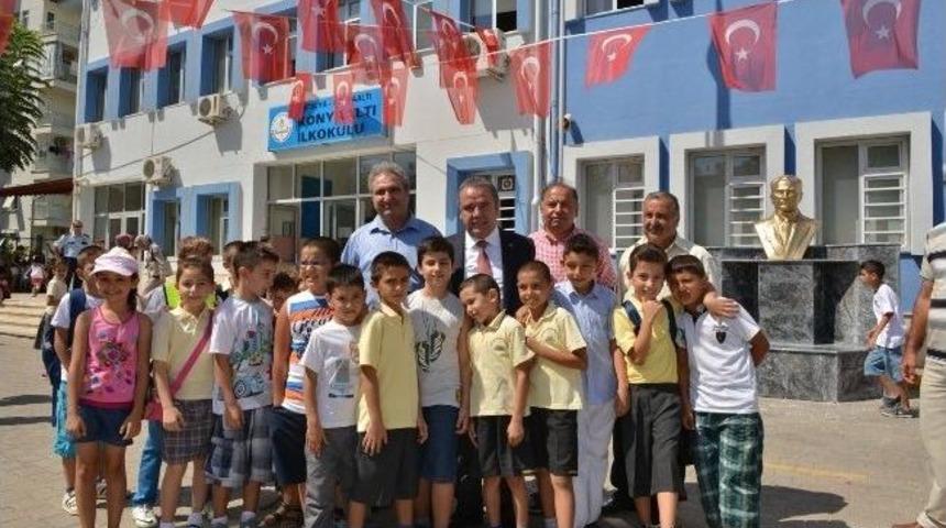 Başkan B&ouml;cek Okulları Ziyaret Etti
