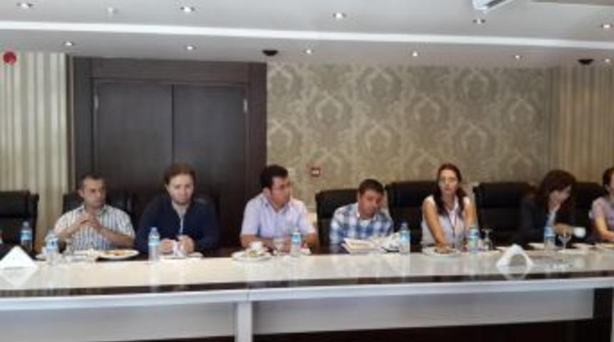 Engellilere Y&ouml;nelik 'El Ele Projesi' Seminerle Başladı