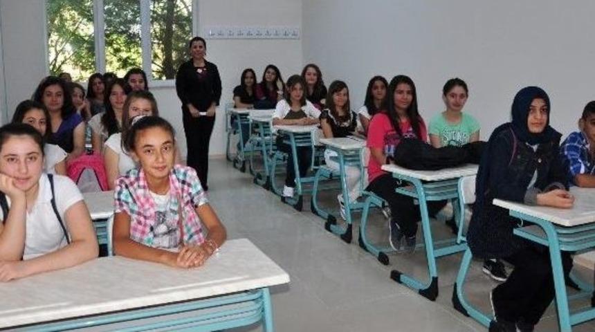 Manisa &Ouml;zel Anadolu Sağlık Meslek Lisesi Eğitime Başladı