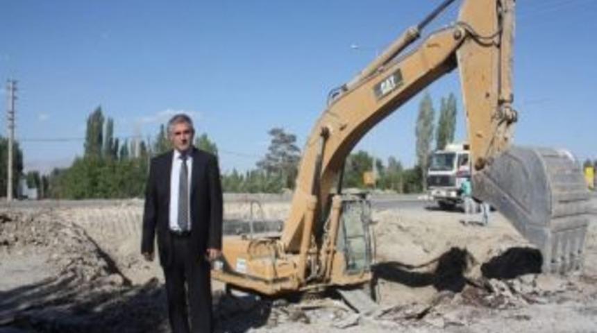 &Ccedil;ay&rsquo;da Okul &Ouml;n&uuml;ne Alt Ge&ccedil;it