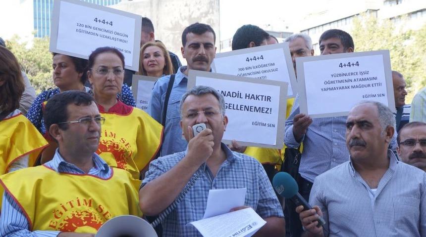 Eğitim-Sen &Uuml;yeleri Bakanlık &Ouml;n&uuml;nde Eylem Yaptı