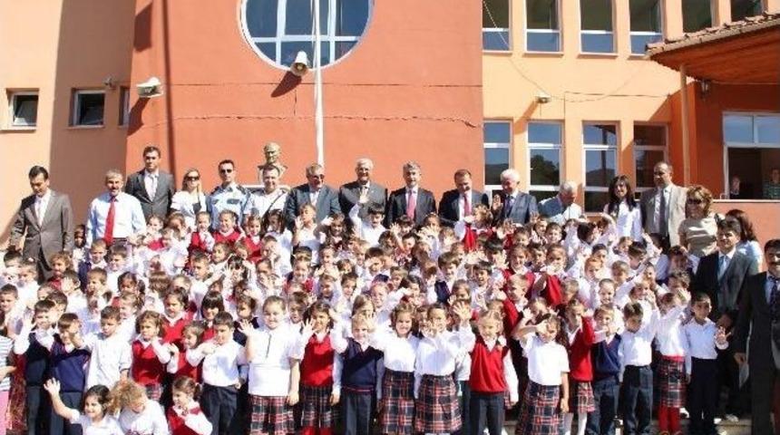 Sapanca&rsquo;da İlk&ouml;ğretim Haftası T&ouml;renle Kutlandı