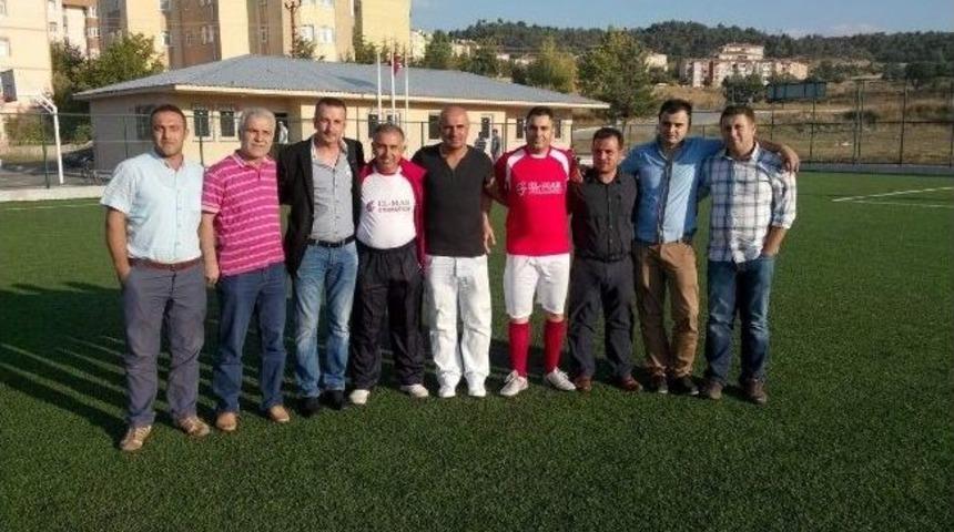 Fabrika &Ccedil;alışanlarından &Ouml;rnek Birliktelik