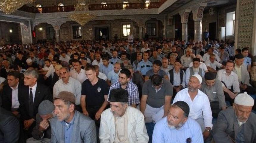 Şehit Polisler İ&ccedil;in Mevlit Okutuldu