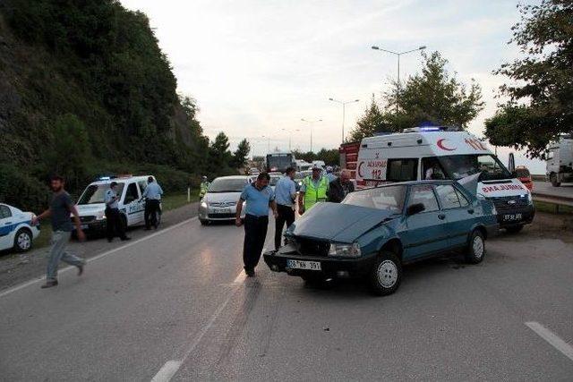 Samsun&rsquo;da Trafik Kazası: 3 Yaralı 2
